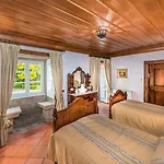 Paço De Calheiros - Turismo De Couette-café 4*