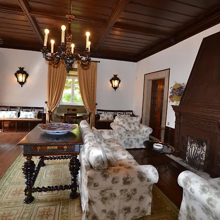 Bed & Breakfast Paco De Calheiros - Turismo De Habitacao 4*