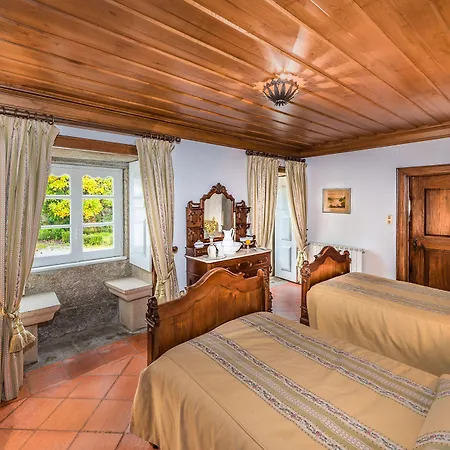 Paco De Calheiros - Turismo De Habitacao Bed and Breakfast 4*